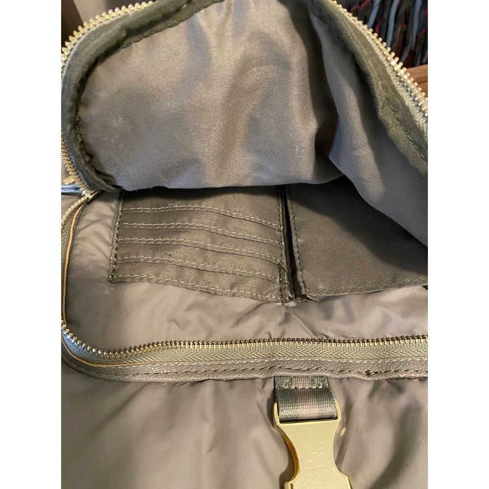 Tommy Bahama Backpack Puffer Nylon Grey sku3 - Picture 6 of 9